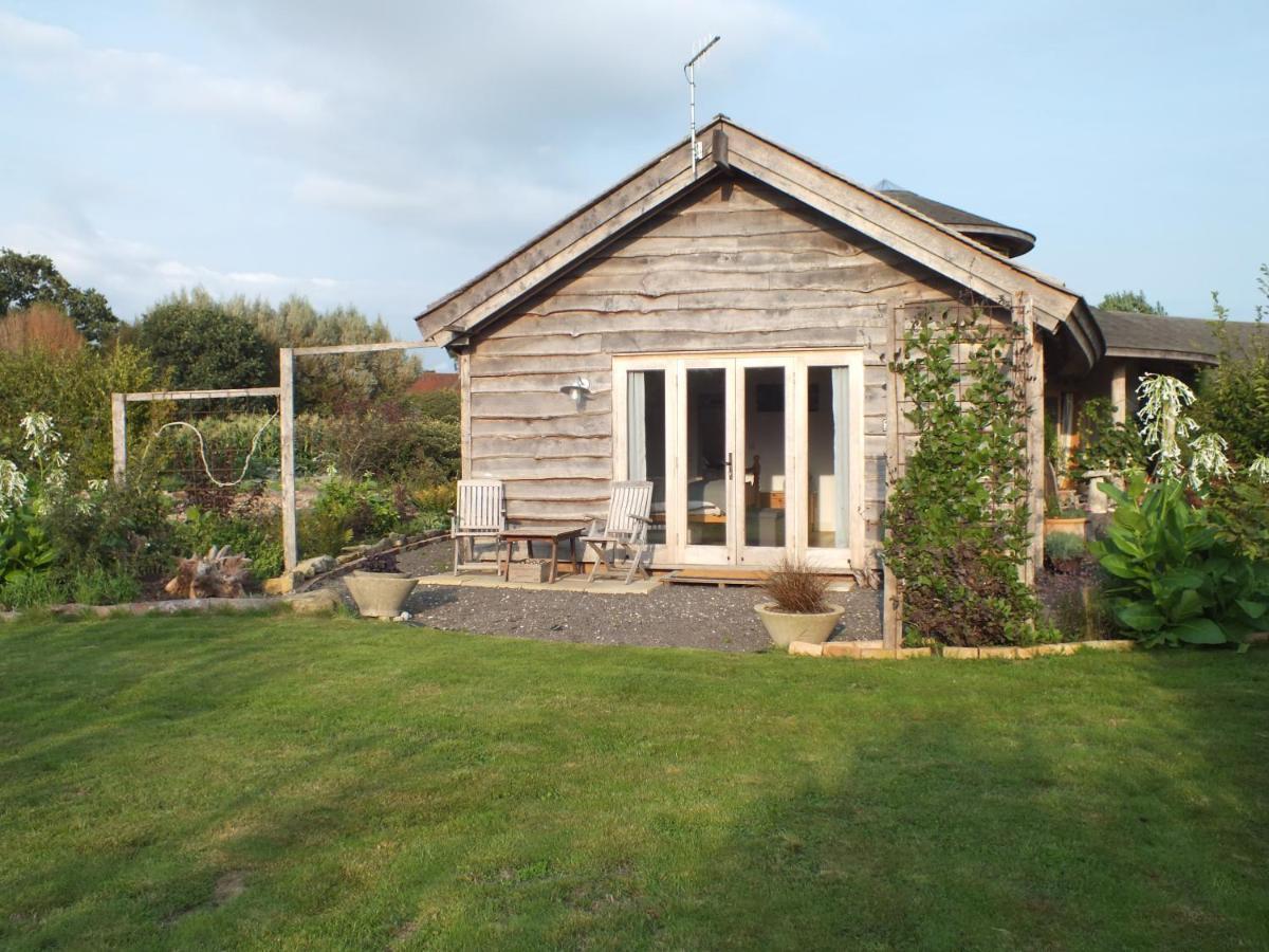 Three Oaks Nursery Chichester Exterior photo